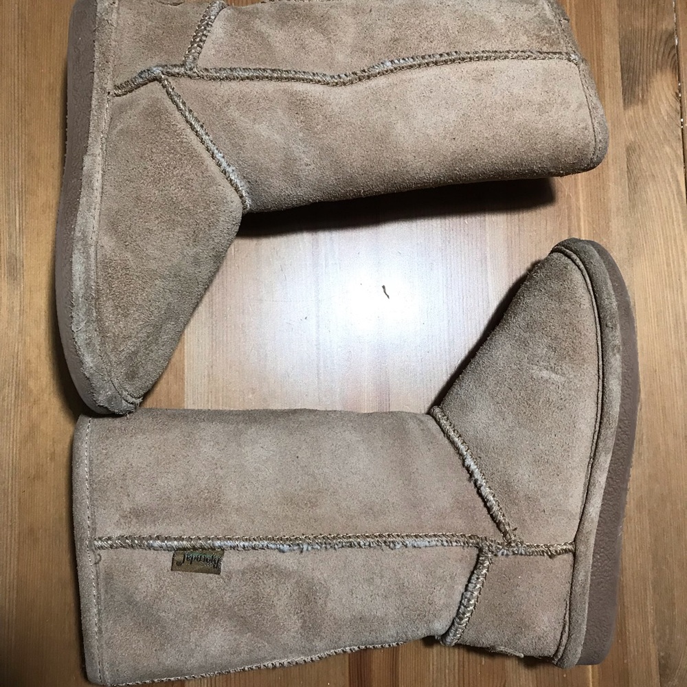 Girls boots